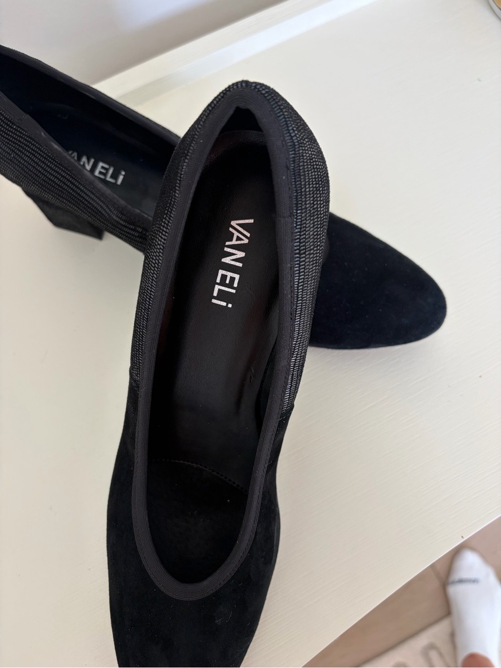 VANELI Black Women's Block Heel Pumps